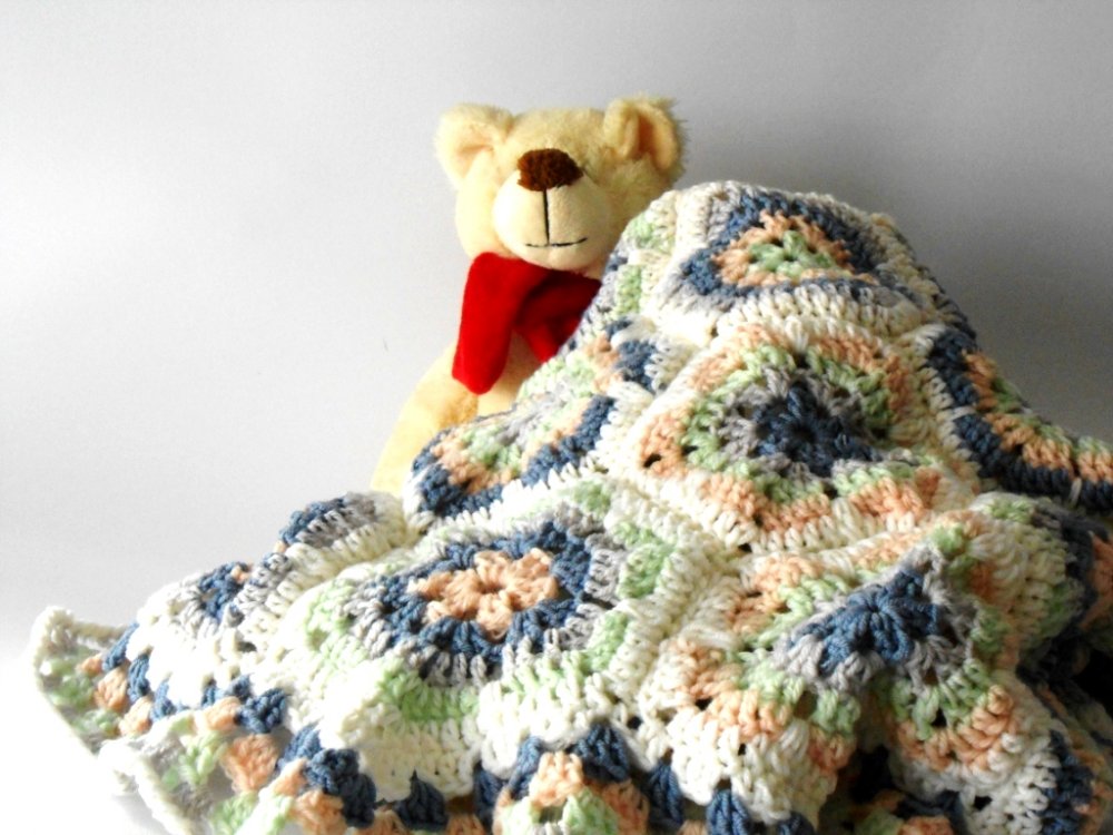 Copertina lettino baby uncinetto, a esagoni in pura Lana Merino