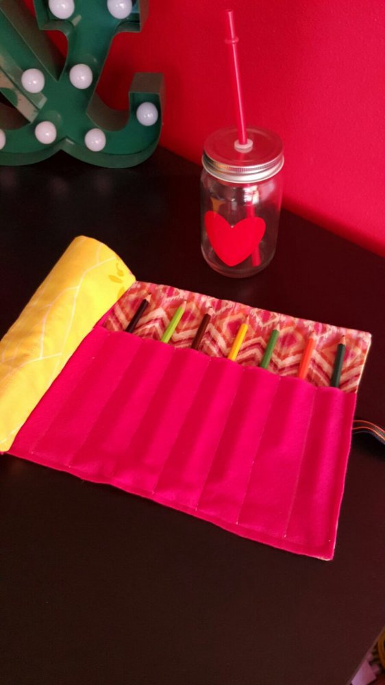 Astuccio colorato