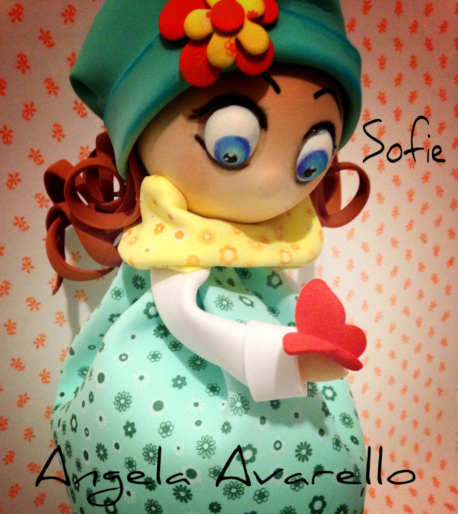 Sofie, bambolina in gomma crepla
