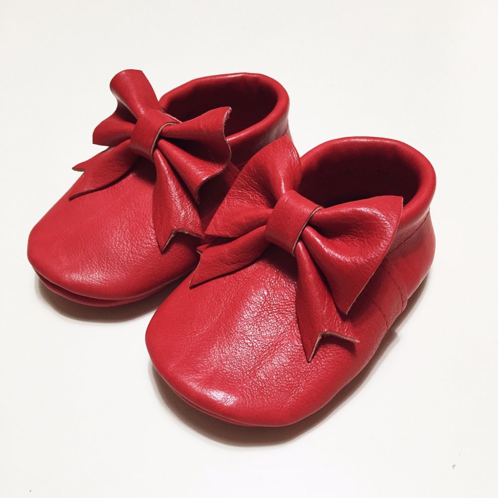 MOCASSINI IN VERA PELLE con fiocco per neonate e bambine