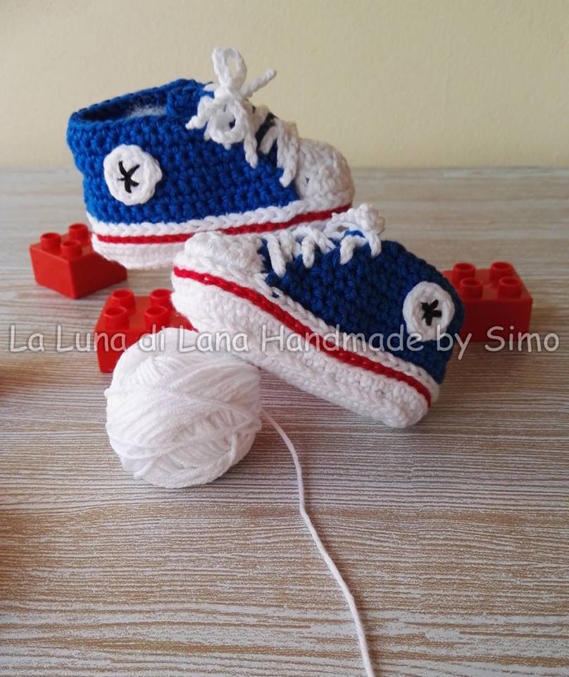 scarpine uncinetto neonato Converse all star