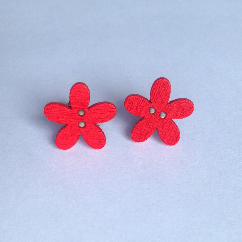 Orecchini a lobo con fiori rossi in legno