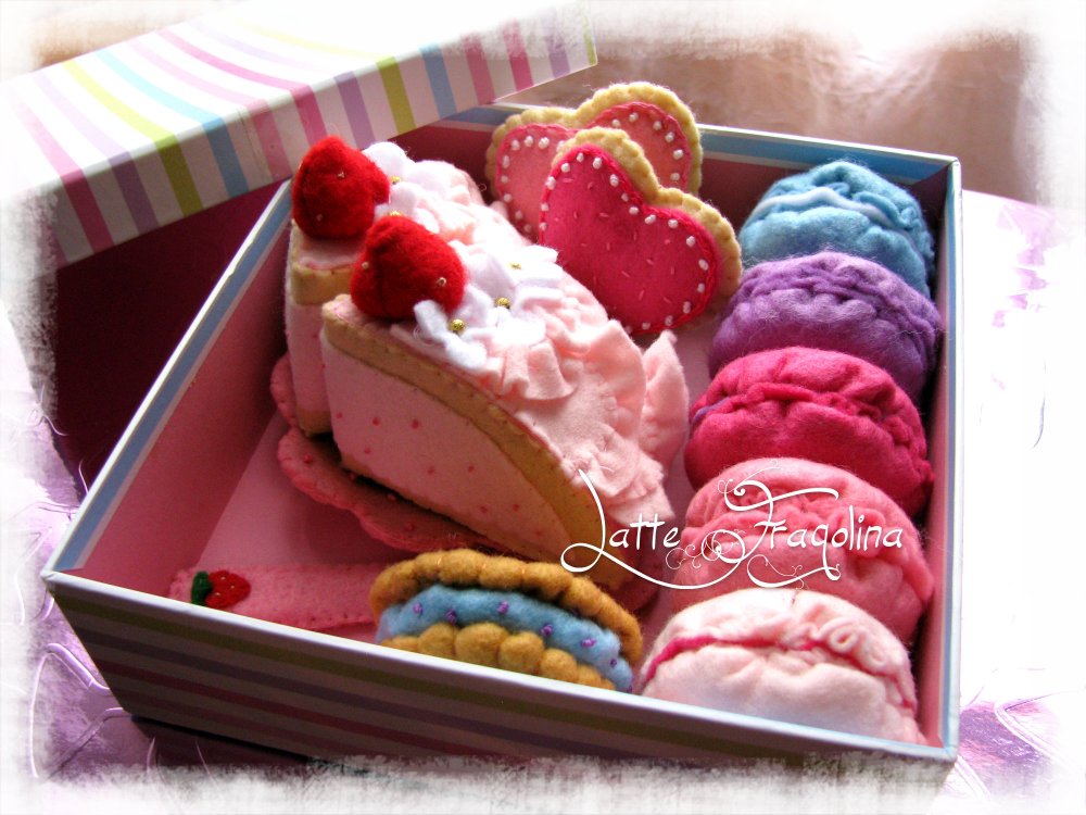 Un set di dolci assortiti per il Tea Party