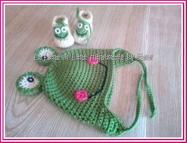 Cappellino e scarpine ad uncinetto per neonato a forma di ranocchio