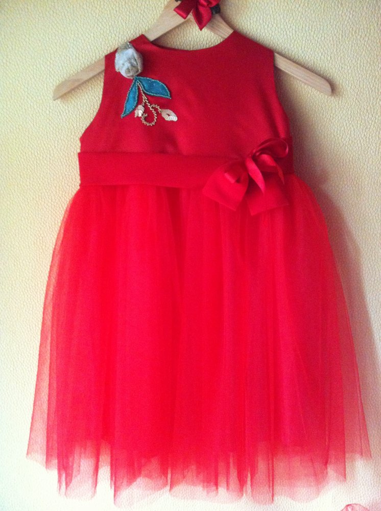 Abito da cerimonia  in raso e tulle rosso 