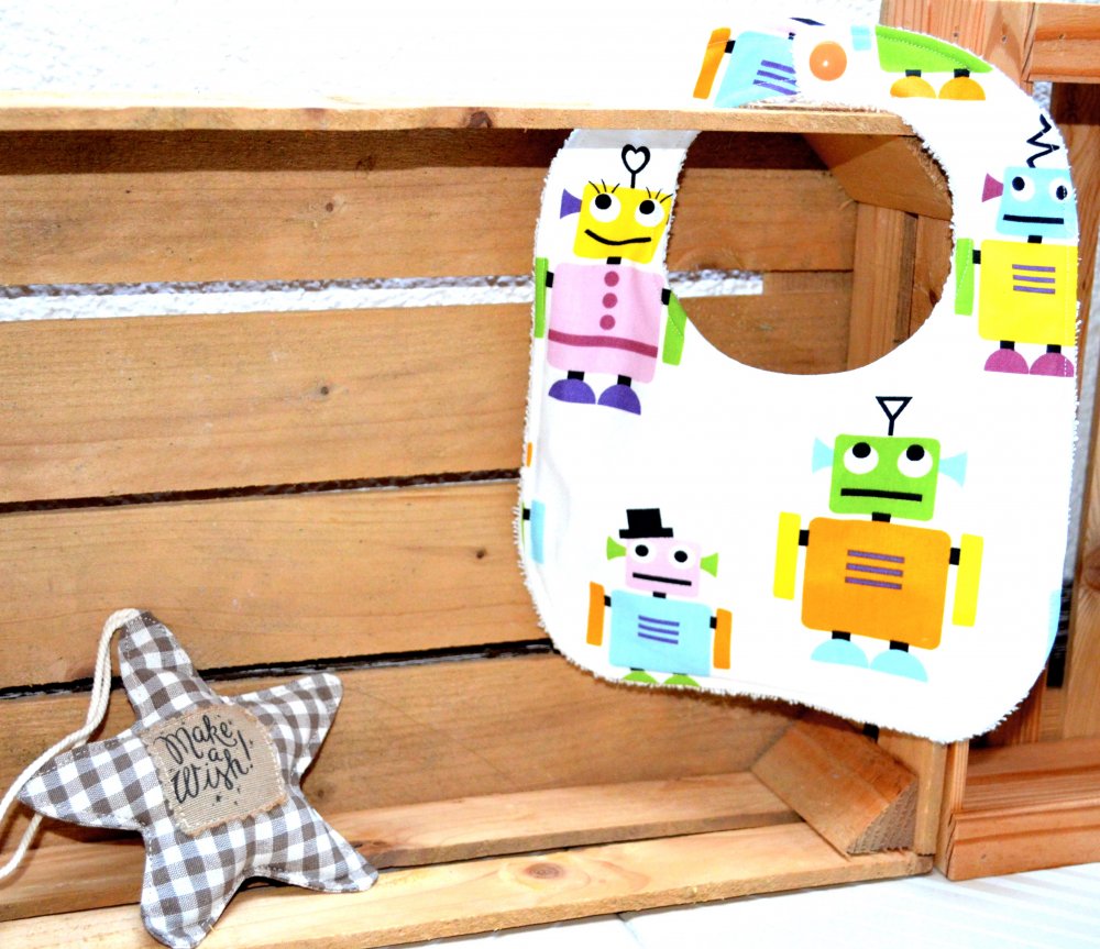 Bavaglino in spugna con robot 
