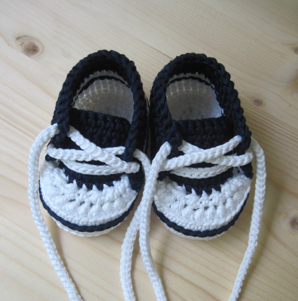 Scarpine/sneakers navy bambino fatte a mano all'uncinetto in puro cotone