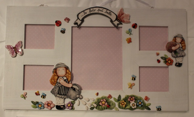 PORTA FOTO 5 SPAZI ORIZZONTALE BIMBA CHE ANNAFFIA