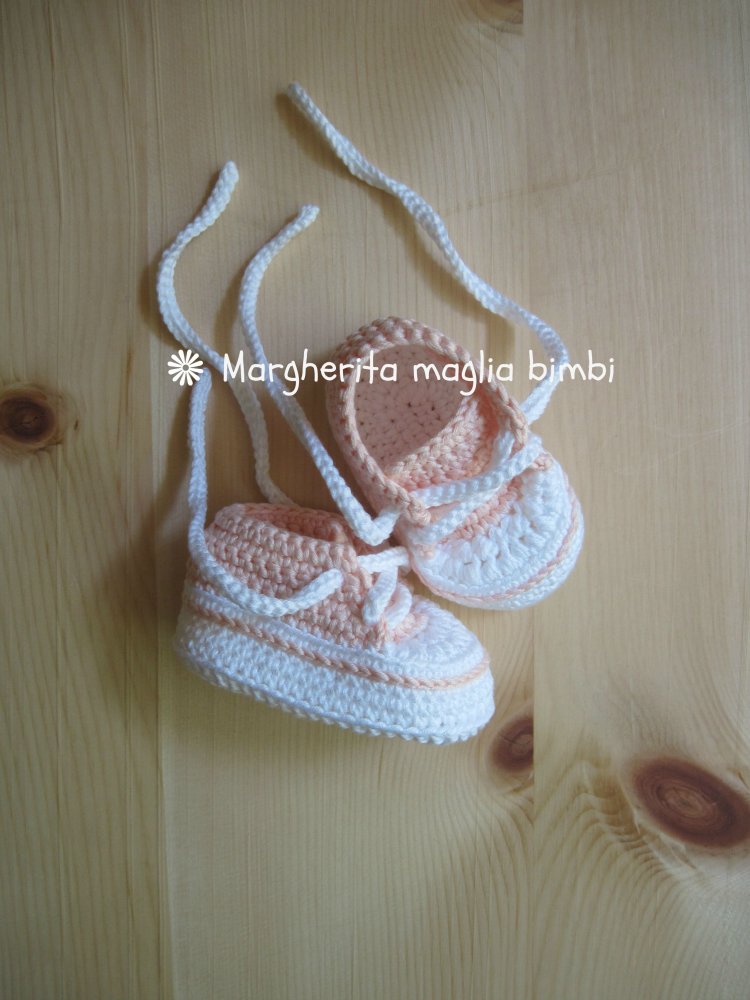 Scarpine/sneakers bianche/rosa - fatte a mano - neonata/bambina - uncinetto - puro cotone