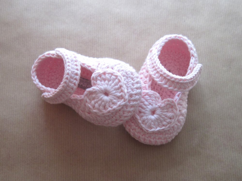Scarpine cotone bio rosa cuore - neonata/bambina fatte a mano - uncinetto