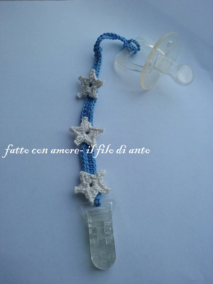 Catenella porta ciuccio blu denim con fiori stelline