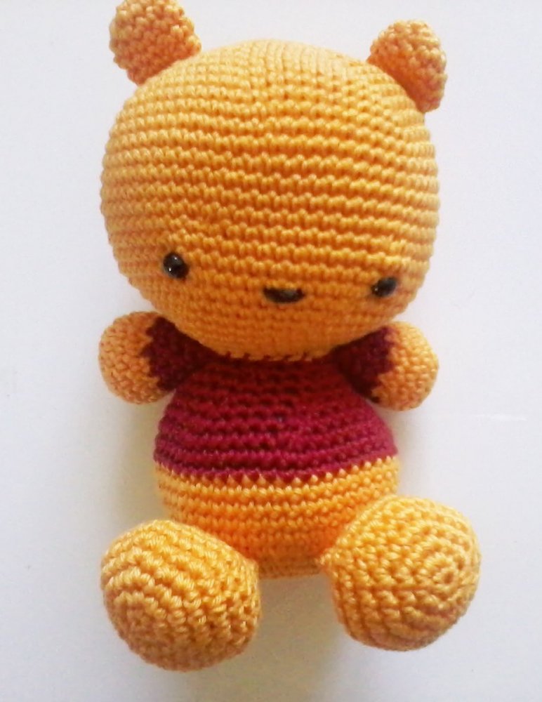 Winnie Poo _ pupazzo all'uncinetto amigurumi per bambini e neonati