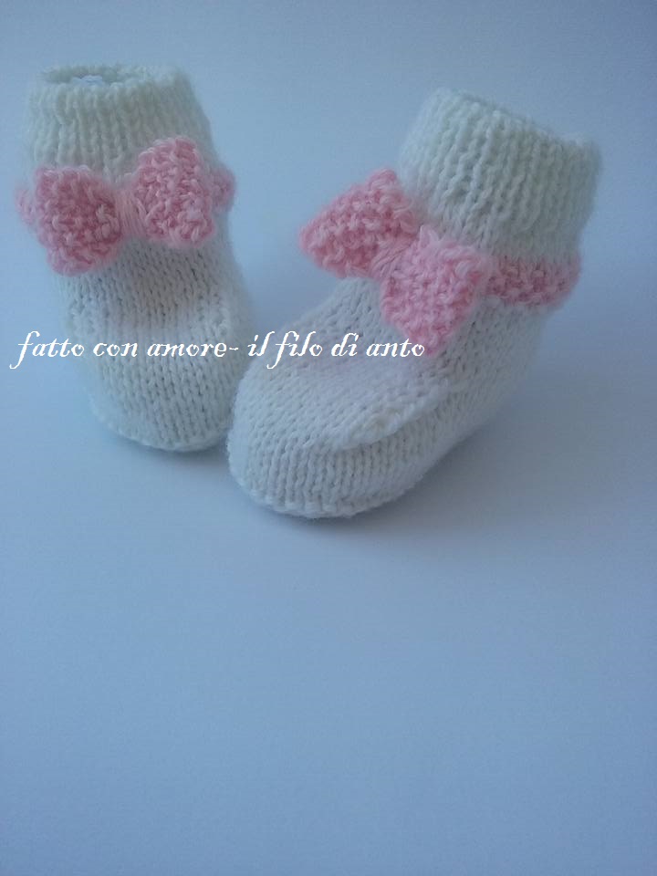 Scarpine stivaletto lana alpaca 100%  bianca con fiocco rosa
