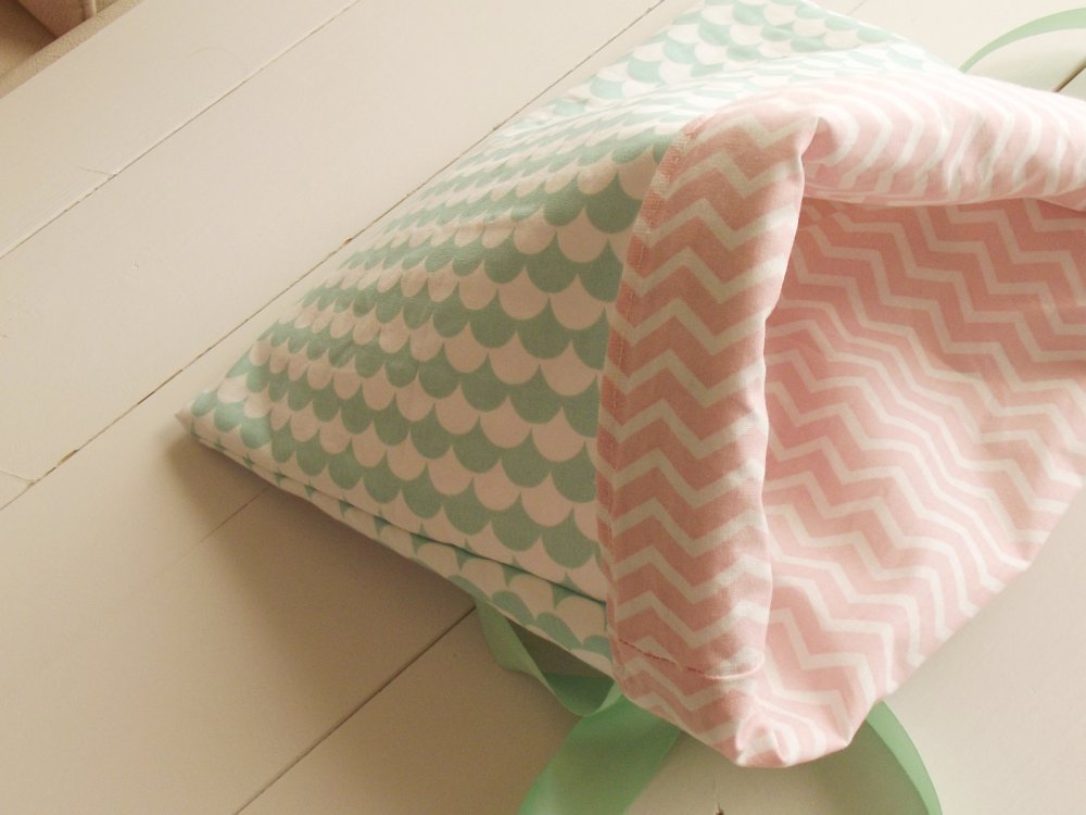porta pigiamino da culla VERDE E ROSA