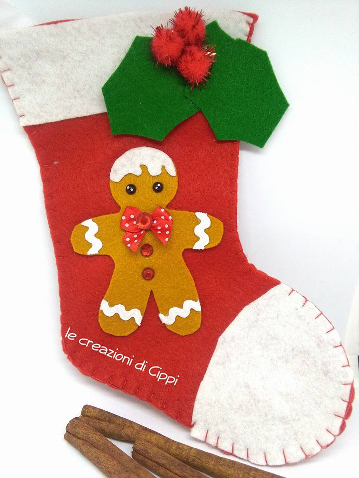Calza della befana fatta a mano in pannolenci.