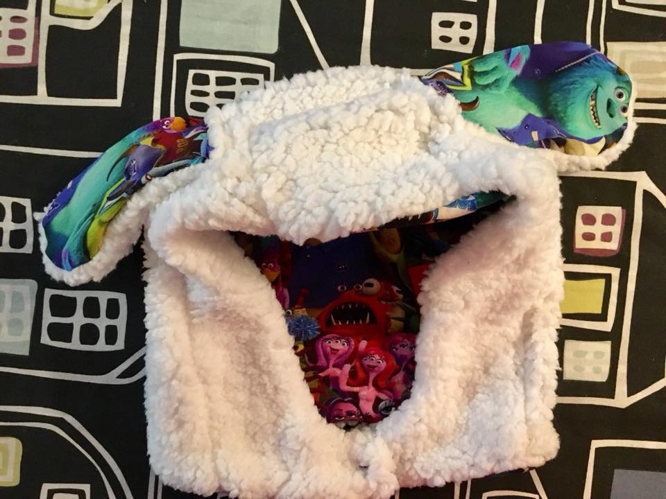 cappello peloso animale