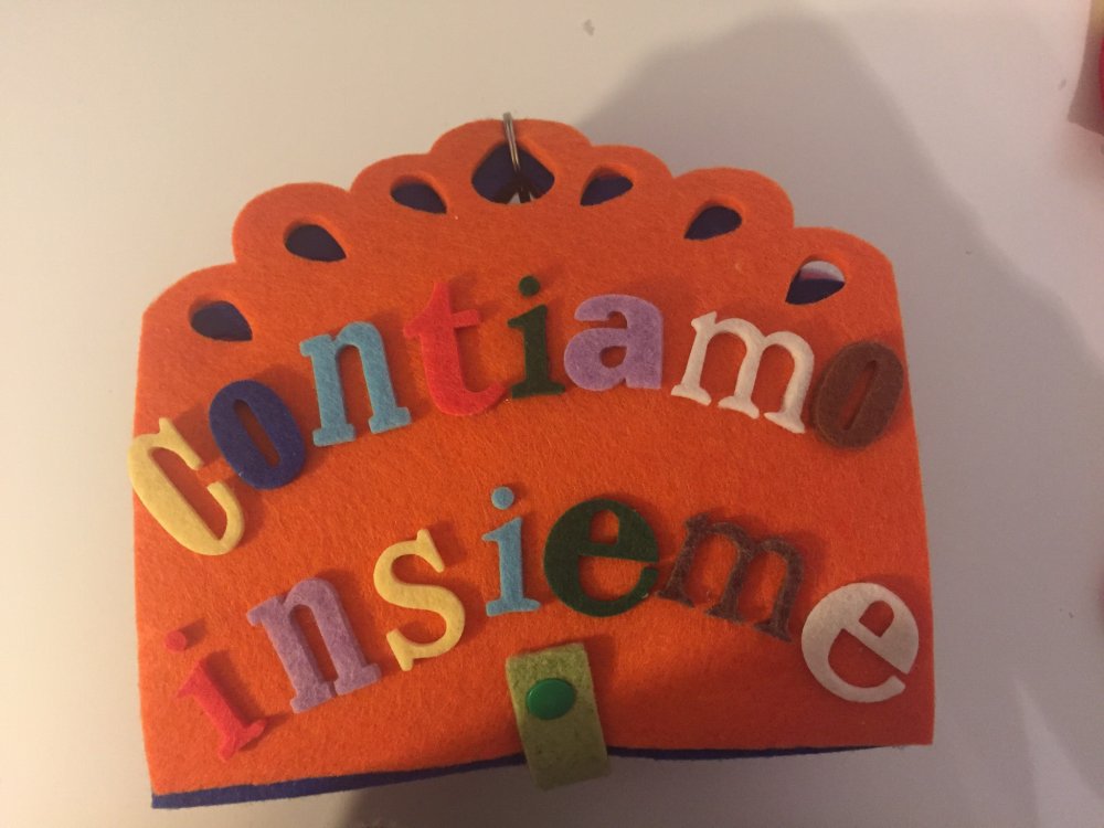 Libro tattile giochiamo con i numeri