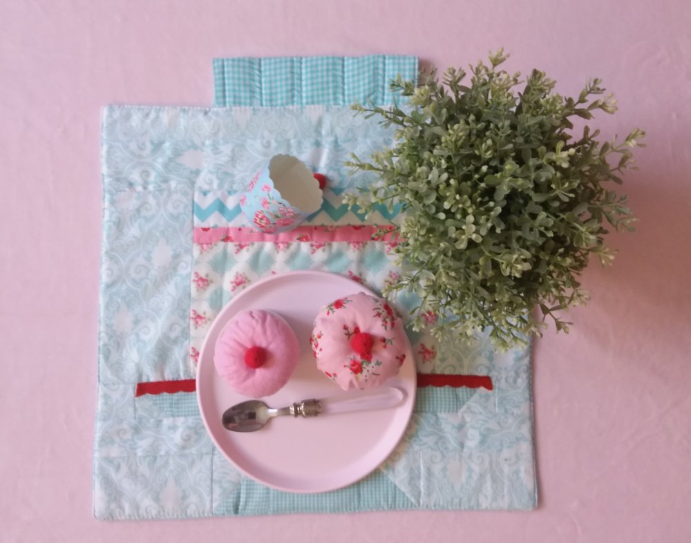 Cupcake di stoffa, clothcake , decorazioni per la tavola, decorazioni per party, compleanni