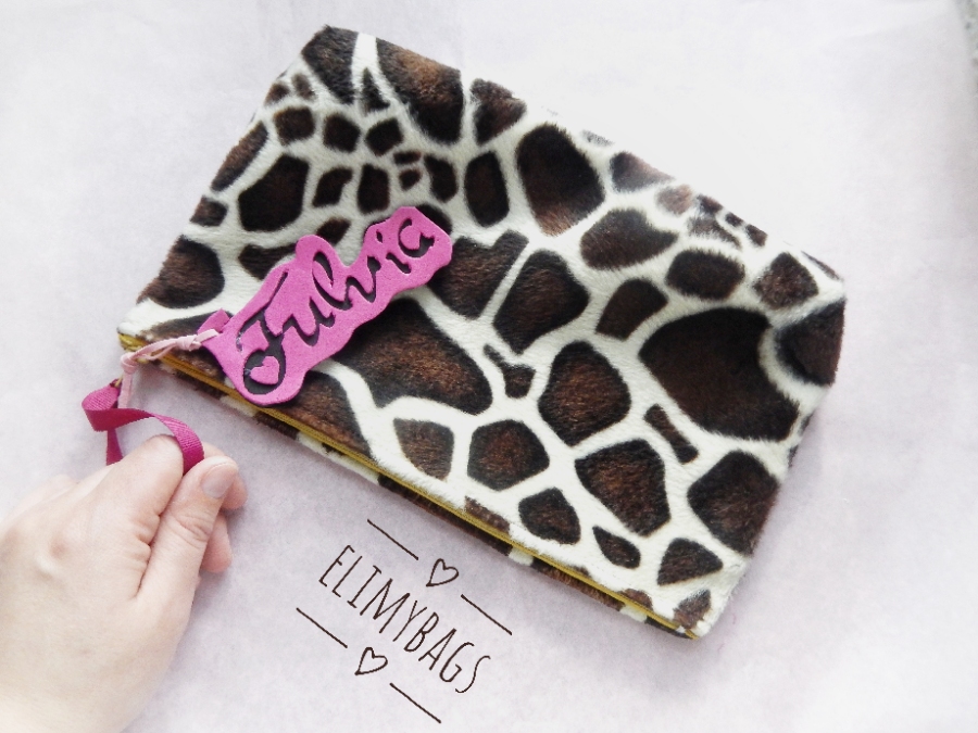 Pochette a stampa cavallino pelosa in stile animalier con nome