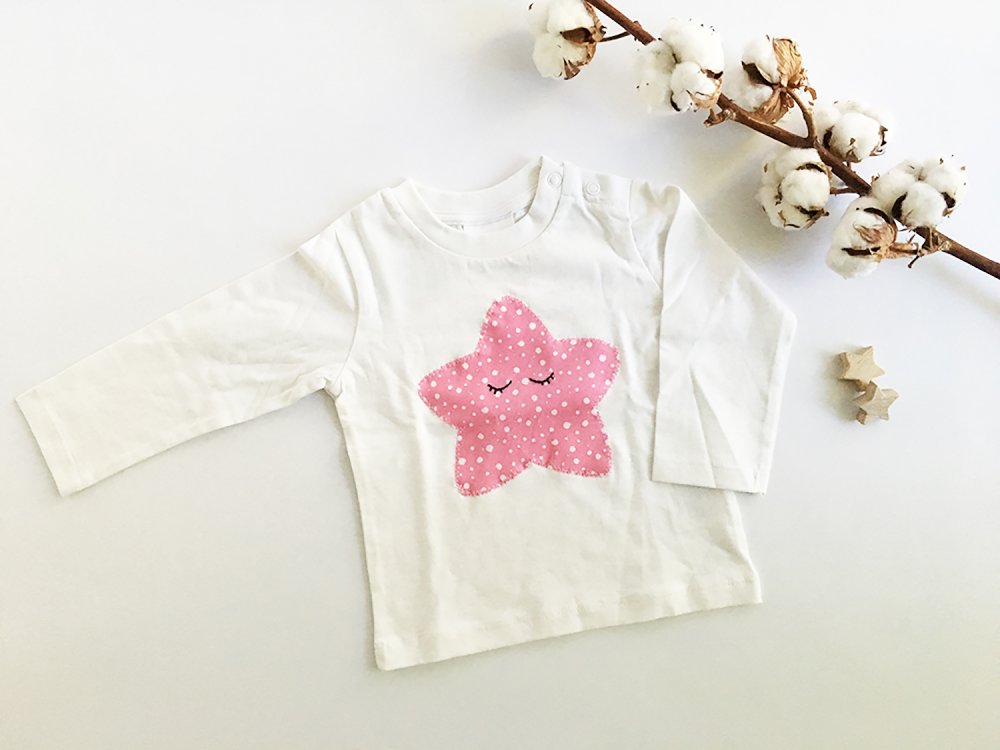 T-shirt bambina 4-6 mesi - 68 cm con stellina fucsia ricamata a mano