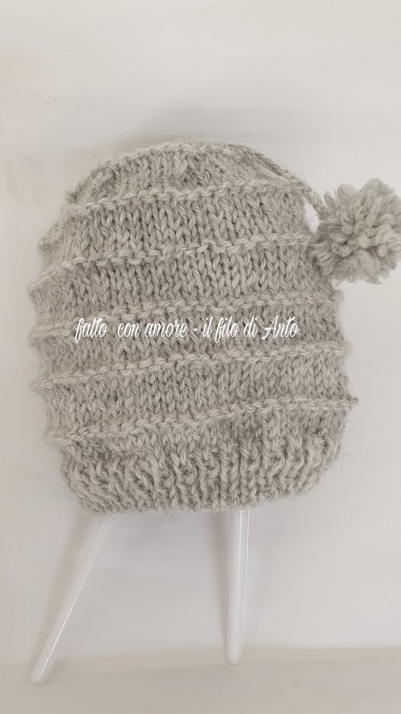 Cappello bambino in pura lana 100% lavorato a mano 