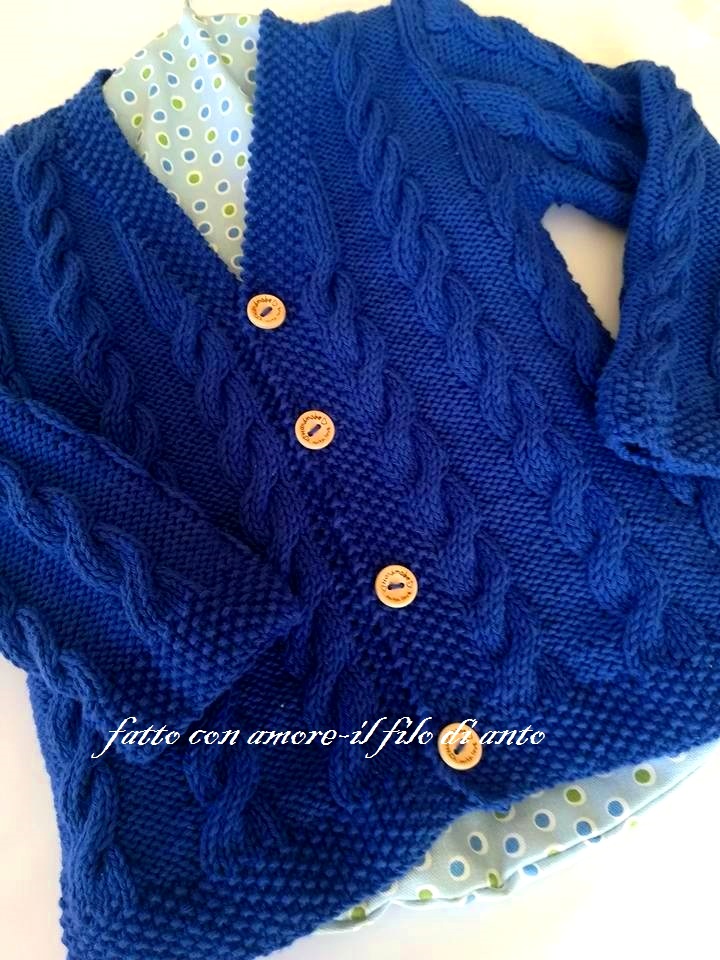 Cardigan / maglia bambino in puro cotone blu con trecce 